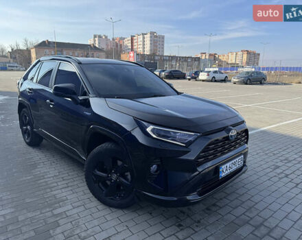 Тойота РАВ 4 2020 в Виннице на Automoto.ua Черный Тойота РАВ 4, объемом двигателя 2.49 л и пробегом 61 тыс. км за 34500 $, фото 1 на Automoto.ua