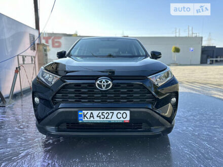 Тойота РАВ 4 2020 у Ужгороді на Automoto.ua Чорний Тойота РАВ 4, об'ємом двигуна 1.99 л та пробігом 84 тис. км за 25000 $, фото 1 на Automoto.ua