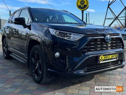 Тойота РАВ 4 2021 у Стрые на Automoto.ua Чорний Тойота РАВ 4, об'ємом двигуна 2.5 л та пробігом 106 тис. км за 37500 $, фото 1 на Automoto.ua