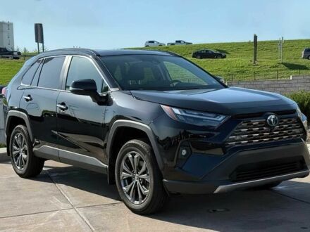 Тойота РАВ 4 2023 в Сумах на Automoto.ua Черный Тойота РАВ 4, объемом двигателя 2.5 л и пробегом 39 тыс. км за 22000 $, фото 1 на Automoto.ua