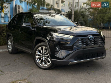Тойота РАВ 4 2024 у Одесі на Automoto.ua Чорний Тойота РАВ 4, об'ємом двигуна 2.49 л та пробігом 50 тис. км за 44000 $, фото 1 на Automoto.ua