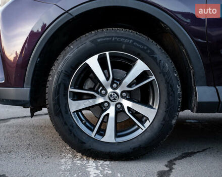 Фиолетовый Тойота РАВ 4, объемом двигателя 2.49 л и пробегом 159 тыс. км за 17500 $, фото 18 на Automoto.ua