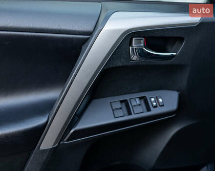 Фиолетовый Тойота РАВ 4, объемом двигателя 2.49 л и пробегом 159 тыс. км за 17500 $, фото 20 на Automoto.ua