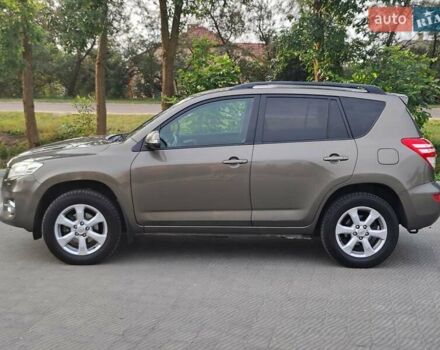 Коричневый Тойота РАВ 4, объемом двигателя 2.2 л и пробегом 225 тыс. км за 11800 $, фото 6 на Automoto.ua