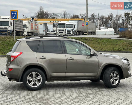 Коричневый Тойота РАВ 4, объемом двигателя 2.2 л и пробегом 323 тыс. км за 13500 $, фото 10 на Automoto.ua
