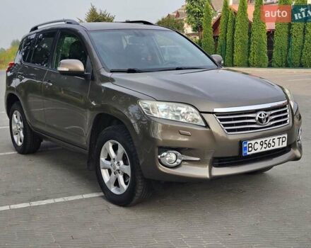 Коричневый Тойота РАВ 4, объемом двигателя 2.2 л и пробегом 225 тыс. км за 11800 $, фото 7 на Automoto.ua