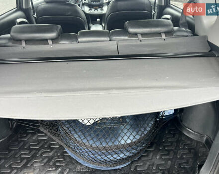 Коричневый Тойота РАВ 4, объемом двигателя 2.2 л и пробегом 323 тыс. км за 13500 $, фото 17 на Automoto.ua