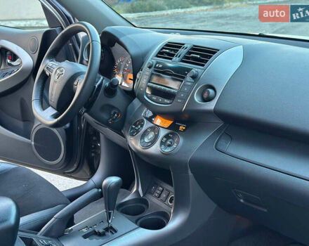 Коричневый Тойота РАВ 4, объемом двигателя 2 л и пробегом 67 тыс. км за 14800 $, фото 25 на Automoto.ua