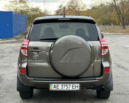 Коричневый Тойота РАВ 4, объемом двигателя 2 л и пробегом 67 тыс. км за 14800 $, фото 2 на Automoto.ua