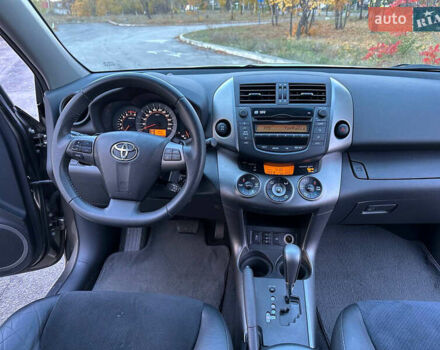 Коричневый Тойота РАВ 4, объемом двигателя 2 л и пробегом 67 тыс. км за 14800 $, фото 29 на Automoto.ua