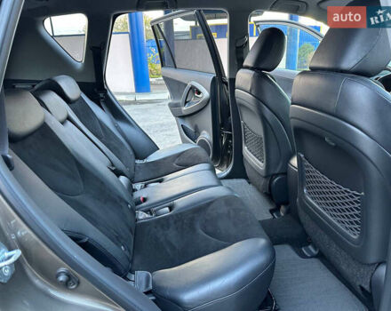 Коричневый Тойота РАВ 4, объемом двигателя 2 л и пробегом 67 тыс. км за 14800 $, фото 23 на Automoto.ua