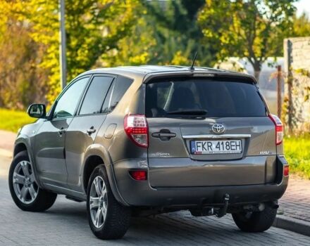 Коричневый Тойота РАВ 4, объемом двигателя 2.2 л и пробегом 187 тыс. км за 8100 $, фото 11 на Automoto.ua