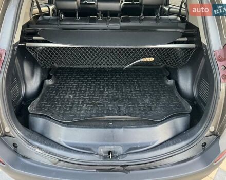 Тойота РАВ 4 2013 в Виннице на Automoto.ua Коричневый Тойота РАВ 4, объемом двигателя 2.23 л и пробегом 133 тыс. км за 18700 $, фото 5 на Automoto.ua