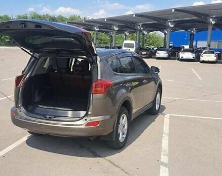 Тойота РАВ 4 2013 в Запорожье на Automoto.ua Коричневый Тойота РАВ 4, объемом двигателя 2.23 л и пробегом 180 тыс. км за 17000 $, фото 6 на Automoto.ua