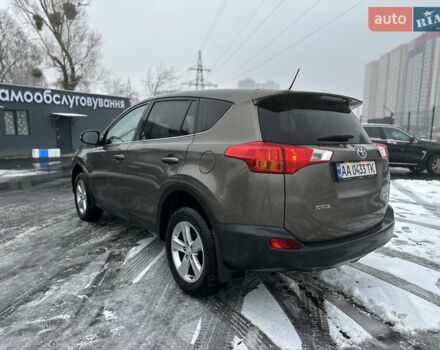 Коричневий Тойота РАВ 4, об'ємом двигуна 2.23 л та пробігом 225 тис. км за 16700 $, фото 5 на Automoto.ua