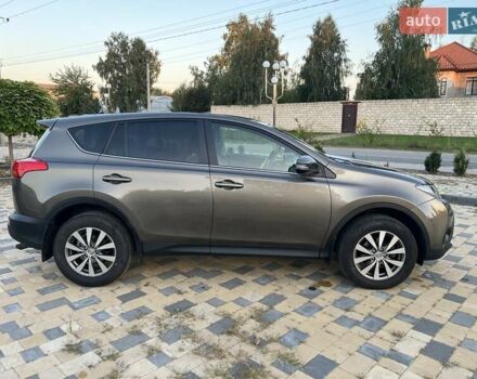 Тойота РАВ 4 2013 в Виннице на Automoto.ua Коричневый Тойота РАВ 4, объемом двигателя 2.23 л и пробегом 133 тыс. км за 18700 $, фото 10 на Automoto.ua