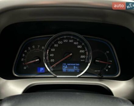 Тойота РАВ 4 2013 у Києві на Automoto.ua Коричневий Тойота РАВ 4, об'ємом двигуна 2.5 л та пробігом 137 тис. км за 17800 $, фото 61 на Automoto.ua