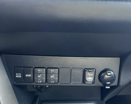 Коричневий Тойота РАВ 4, об'ємом двигуна 2 л та пробігом 186 тис. км за 16000 $, фото 8 на Automoto.ua