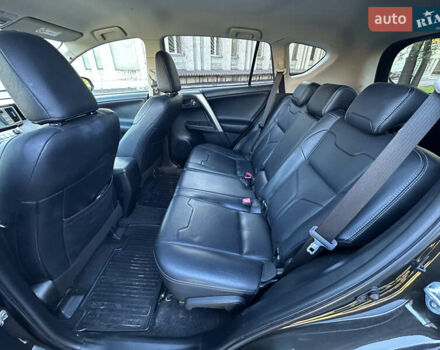 Коричневий Тойота РАВ 4, об'ємом двигуна 2 л та пробігом 186 тис. км за 17300 $, фото 10 на Automoto.ua