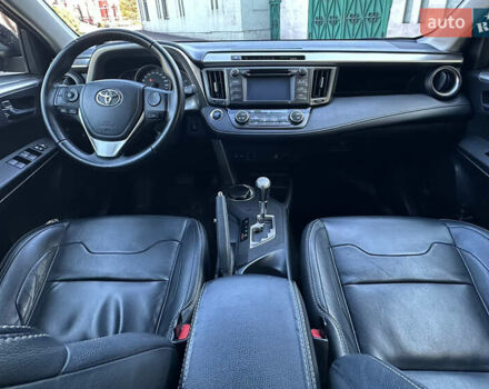 Коричневий Тойота РАВ 4, об'ємом двигуна 2 л та пробігом 186 тис. км за 17300 $, фото 16 на Automoto.ua