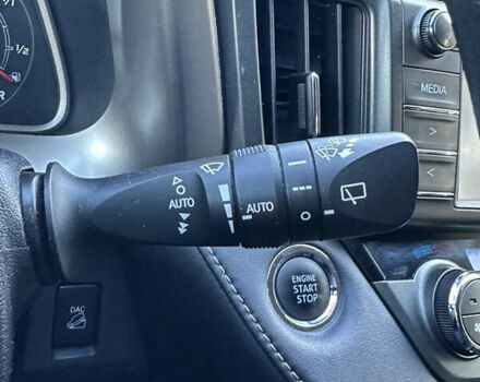 Коричневий Тойота РАВ 4, об'ємом двигуна 2 л та пробігом 186 тис. км за 17300 $, фото 28 на Automoto.ua