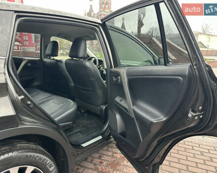 Коричневий Тойота РАВ 4, об'ємом двигуна 2 л та пробігом 189 тис. км за 15999 $, фото 17 на Automoto.ua