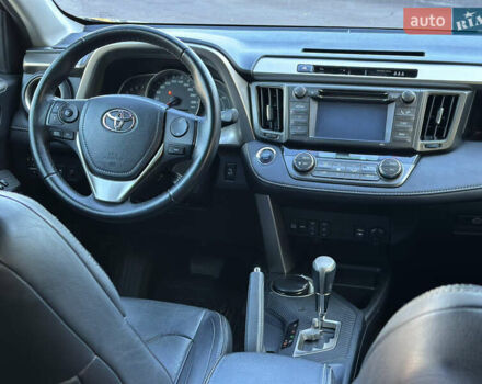 Коричневий Тойота РАВ 4, об'ємом двигуна 2 л та пробігом 186 тис. км за 17300 $, фото 17 на Automoto.ua