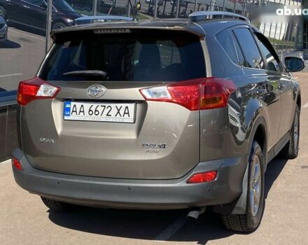 Тойота РАВ 4 2015 у Києві на Automoto.ua Коричневий Тойота РАВ 4, об'ємом двигуна 2.2 л та пробігом 113 тис. км за 18900 $, фото 3 на Automoto.ua