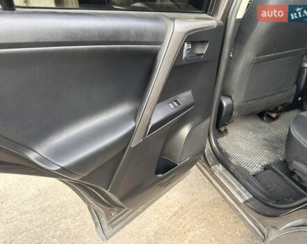 Тойота РАВ 4 2016 в Днепре (Днепропетровске) на Automoto.ua Коричневый Тойота РАВ 4, объемом двигателя 2.23 л и пробегом 178 тыс. км за 22000 $, фото 6 на Automoto.ua