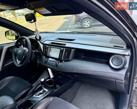 Коричневый Тойота РАВ 4, объемом двигателя 2.02 л и пробегом 200 тыс. км за 21000 $, фото 3 на Automoto.ua