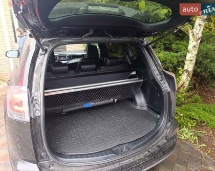 Коричневый Тойота РАВ 4, объемом двигателя 2 л и пробегом 139 тыс. км за 21500 $, фото 4 на Automoto.ua