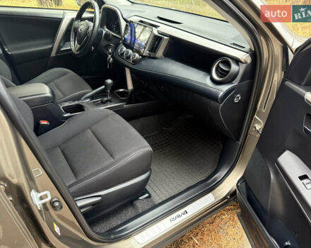 Коричневый Тойота РАВ 4, объемом двигателя 1.99 л и пробегом 67 тыс. км за 22800 $, фото 18 на Automoto.ua