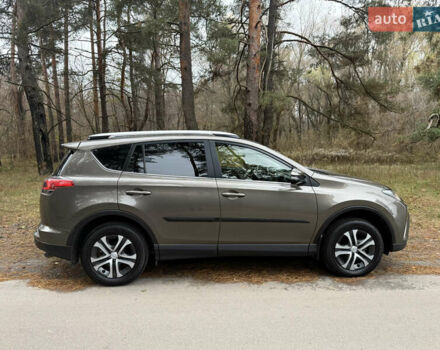 Коричневый Тойота РАВ 4, объемом двигателя 1.99 л и пробегом 67 тыс. км за 22800 $, фото 2 на Automoto.ua