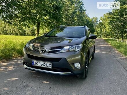 Тойота РАВ 4 2012 у Рівному на Automoto.ua Коричневий Тойота РАВ 4, об'ємом двигуна 2.2 л та пробігом 191 тис. км за 18999 $, фото 1 на Automoto.ua