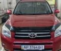 Красный Тойота РАВ 4, объемом двигателя 2 л и пробегом 250 тыс. км за 9280 $, фото 1 на Automoto.ua