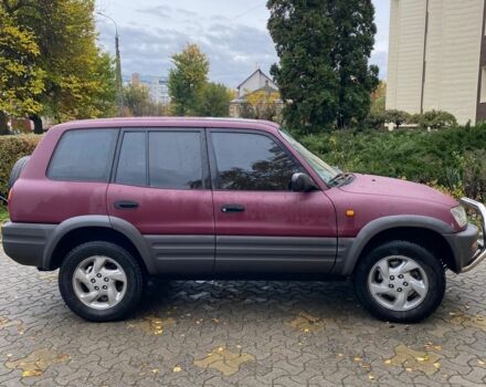Красный Тойота РАВ 4, объемом двигателя 2 л и пробегом 440 тыс. км за 6300 $, фото 1 на Automoto.ua
