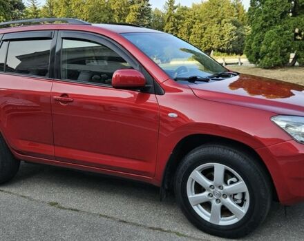 Червоний Тойота РАВ 4, об'ємом двигуна 2 л та пробігом 163 тис. км за 8300 $, фото 4 на Automoto.ua