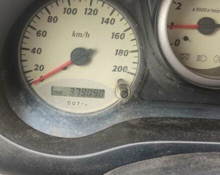 Красный Тойота РАВ 4, объемом двигателя 2 л и пробегом 370 тыс. км за 3500 $, фото 6 на Automoto.ua