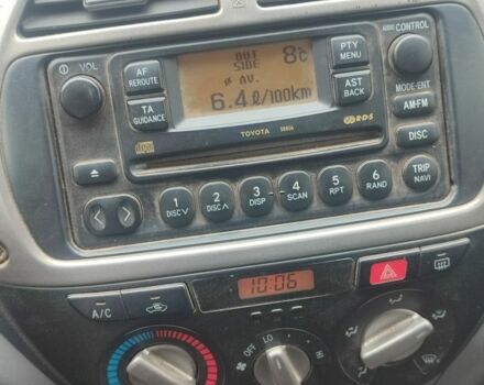 Красный Тойота РАВ 4, объемом двигателя 2 л и пробегом 370 тыс. км за 3500 $, фото 7 на Automoto.ua