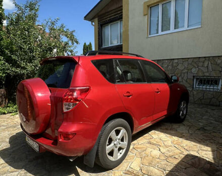 Красный Тойота РАВ 4, объемом двигателя 2 л и пробегом 98 тыс. км за 10700 $, фото 4 на Automoto.ua