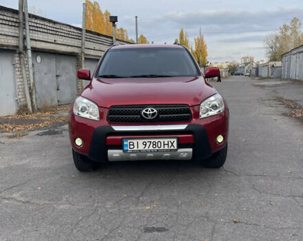 Червоний Тойота РАВ 4, об'ємом двигуна 2 л та пробігом 195 тис. км за 8999 $, фото 1 на Automoto.ua