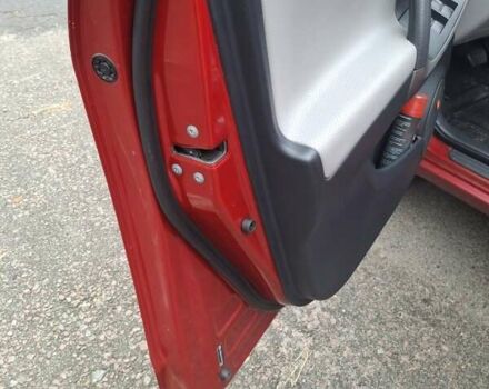 Красный Тойота РАВ 4, объемом двигателя 3.46 л и пробегом 134 тыс. км за 11300 $, фото 11 на Automoto.ua