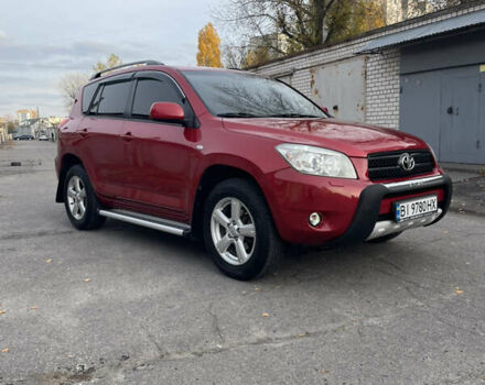 Червоний Тойота РАВ 4, об'ємом двигуна 2 л та пробігом 195 тис. км за 8999 $, фото 6 на Automoto.ua