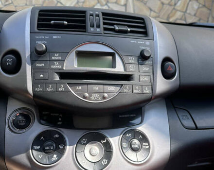 Красный Тойота РАВ 4, объемом двигателя 2 л и пробегом 98 тыс. км за 10700 $, фото 11 на Automoto.ua