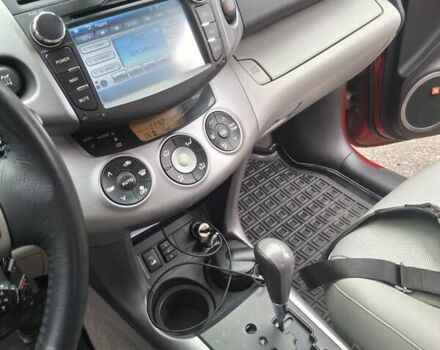 Красный Тойота РАВ 4, объемом двигателя 3.46 л и пробегом 134 тыс. км за 11300 $, фото 2 на Automoto.ua