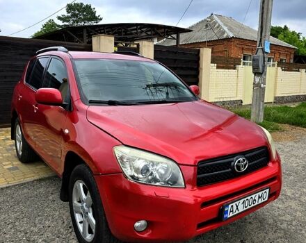 Червоний Тойота РАВ 4, об'ємом двигуна 2 л та пробігом 200 тис. км за 7500 $, фото 5 на Automoto.ua