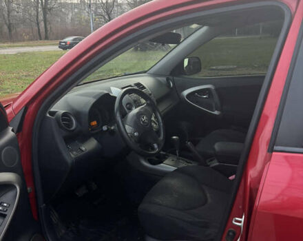 Красный Тойота РАВ 4, объемом двигателя 2 л и пробегом 168 тыс. км за 11500 $, фото 5 на Automoto.ua