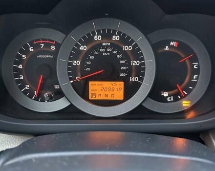 Красный Тойота РАВ 4, объемом двигателя 2.4 л и пробегом 336 тыс. км за 10300 $, фото 28 на Automoto.ua