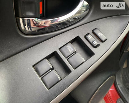 Красный Тойота РАВ 4, объемом двигателя 2 л и пробегом 244 тыс. км за 9500 $, фото 22 на Automoto.ua