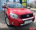 Красный Тойота РАВ 4, объемом двигателя 2 л и пробегом 187 тыс. км за 9700 $, фото 1 на Automoto.ua